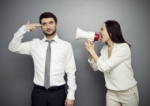 Actitudes de las mujeres que alejan a los hombres