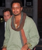 Acusan a Terrence Howard de golpear a su ex