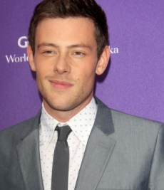 Agradece mamá de Cory Monteith muestras de cariño