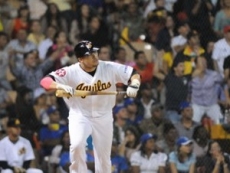 Aguilas dejan libre al veterano Erick Almonte