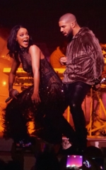 ¡ALERTA HOT! Así fue como Rihanna y Drake subieron la temperatura en Miami