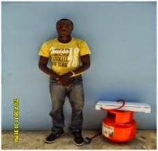 Apresan haitiano que supuestamente robó 52 mil pesos para casarse