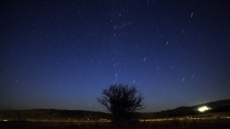 Astrónomo: La lluvia de meteoros de este viernes puede convertirse en tormenta astral .