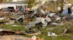 Aumentan a 18 los muertos por los tornados en el centro y sur de Estados Unidos
