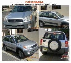 Ayuda a nuestra amiga Yaneris Pérez encontrar esta Rav 4 Gris Año 2001.