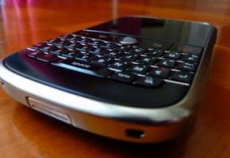 BlackBerry considera ponerse a la venta
