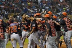 Candelario decide con un jonrón triunfo Toros
