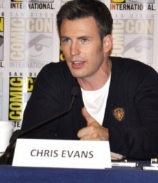 Chris Evans debutará como director