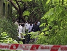 Cinco hombres violan una reportera en la India