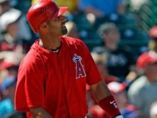 Clark se disculpa; Albert Pujols retira demanda