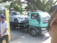 Confiscan Vehiculo del Hijo del Dr. Fadul en Taller de Auto Pintura