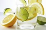 Contraindicaciones de beber agua con limón