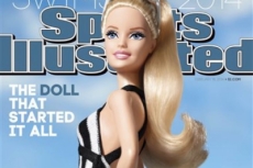 Crece la polémica por la muñeca Barbie en la portada de Sports Illustrated