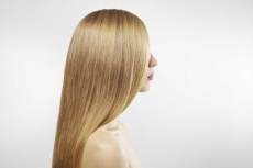 Crema casera para alisar el cabello.