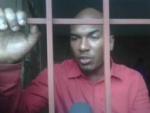Dejan detenido al cantante