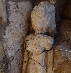 Descubren la estatua de una hija del faraón Amenhotep III en el sur de Egipto