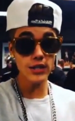 Detienen a Justin Bieber por manejar mal