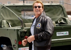 Dicen que Schwarzenegger practica sexo cinco veces al día