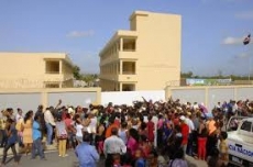 Dificultades para inscribir niños en escuela tanda extendida, Santiago