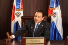 Diputados esperan proyecto de naturalización sea acorde con Constitución