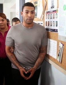 Don Omar llevará grillete electrónico