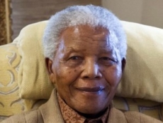 Dos mujeres reclaman ser reconocidas como hijas de Mandela