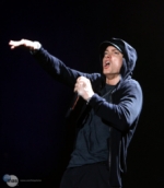 Eminem llama 'fea' a Khloé Kardashian