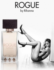 En Reino Unido prohíben exhibición de un cartel de Rihanna