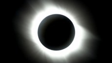 Estados Unidos espera su primer eclipse solar total en 99 años