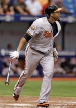 Explotó el bate de Nelson Cruz