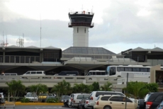 Falsa alarma de bomba en avion retrasa varios vuelos en el AILA