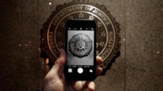 FBI accede a iPhone de autor de tiroteo y dice no necesitar ya ayuda de Apple
