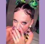 FOTO: Katy Perry se quita las cejas ¡al estilo Miley Cyrus!