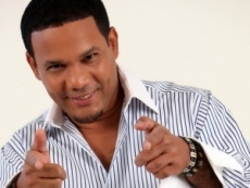 Héctor Acosta pide al Gobierno ayudar al Gringo de la Bachata