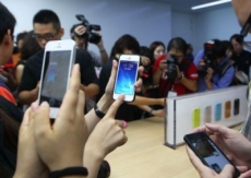 Iniciarán investigación para medir impacto de los celulares en la salud de los niños, en Reino Unido.