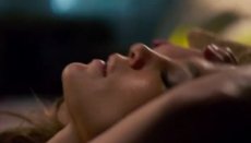 ¡Jennifer Lopez tiene sexo con un adolescente!