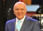 Jochy Santos ya firmó con Telemicro