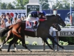 Jockey dominicano Joel Rosario gana el Belmont de NY; hace fracasar Triple Corona -