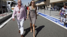 John Button, un padre feliz en la F1