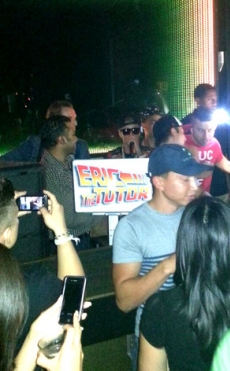 ¡Justin Bieber fue atacado en una discoteca!