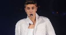 Justin responde a las críticas con 'Broken'