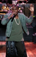 Kanye West arremete contra Ray J para defender a Kim Kardashian