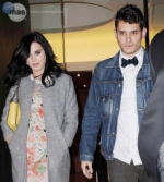Katy Perry colabora en nuevo álbum de su novio