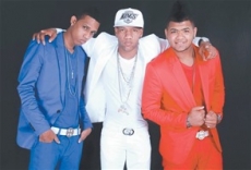 La Nueva Escuela, en show junto a Yankee