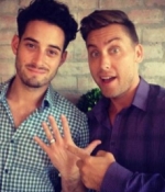 Lance Bass se compromete con novio
