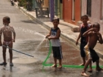Las temperaturas seguirán calurosas este martes