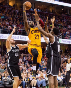 LeBron encesta 24 puntos y avanza en lista mejores anotadores en la historia de la NBA