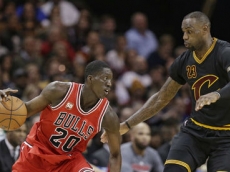 LeBron y Love lideran triunfo de Cavaliers ante Bulls