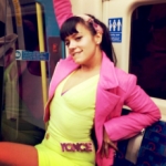 Lily Allen toma el metro de Londres para llegar al concierto de Beyoncé