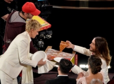 Llegó la pizza a la ceremonia de los Oscar